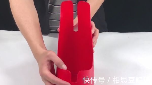 空洗衣液|洗衣液空瓶扔掉等于在扔钱切几刀放在厨房,全家人都要抢着用