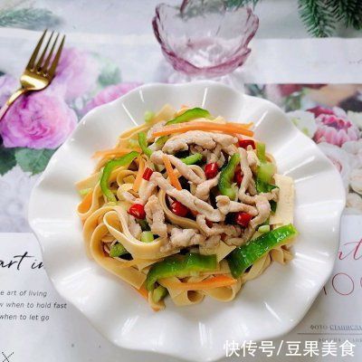 青椒|#我为奥运出食力#千张肉丝这样做，秒变米饭杀手