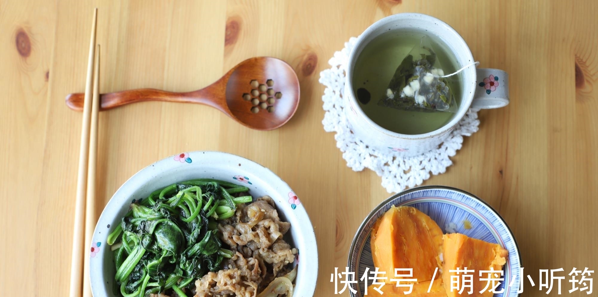 40岁主妇晒1人食午餐,走红朋友圈,网友:精致,把日子过成诗