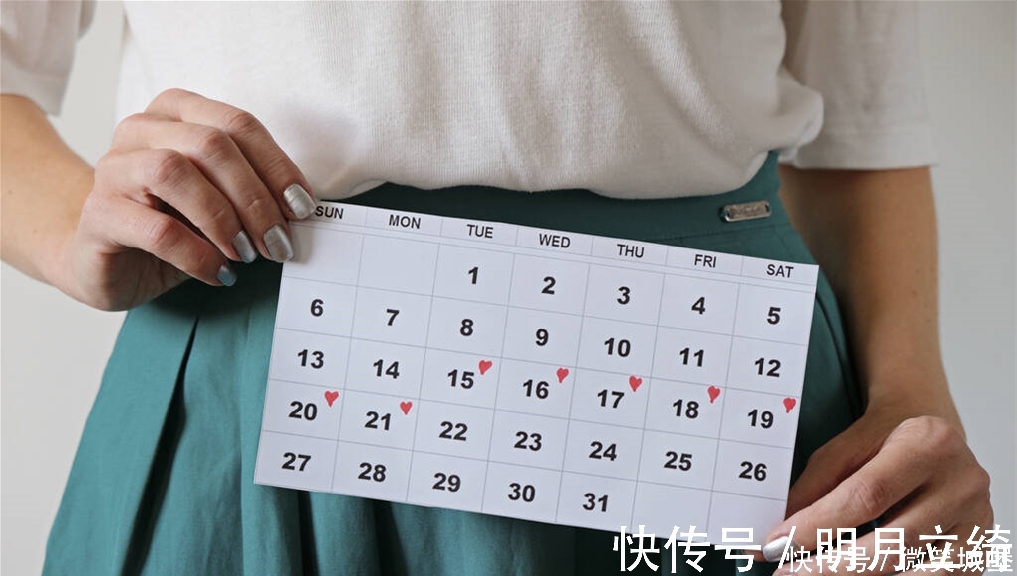 百合|红色信号！女人若有5个异常，或在暗示你：雌激素快要“枯竭”了