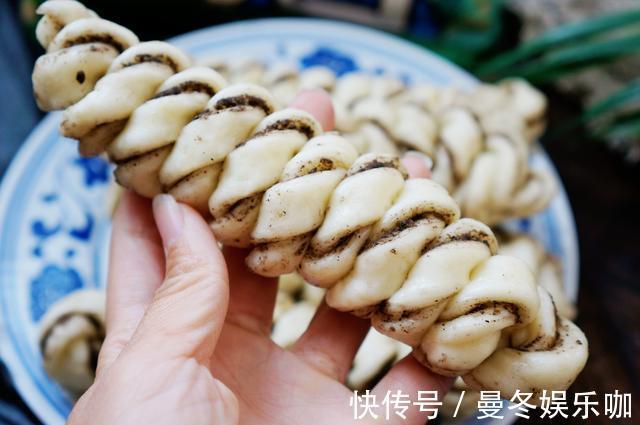 自发粉|又香又甜的花卷,松软好吃,发酵一次就做好,网友:想吃