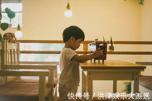 一言一行|房主为防蹭网换了密码,第二天发现门上贴了“纸条”,瞬间被感动