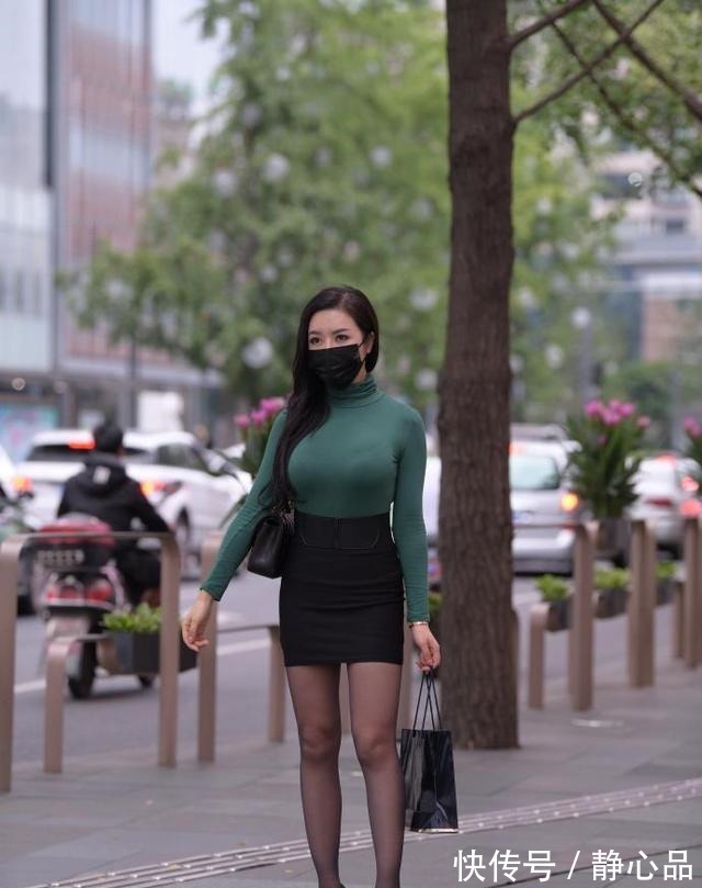 身材 身材肥胖的40岁女人,穿包臀裙有点成熟,气质不错!