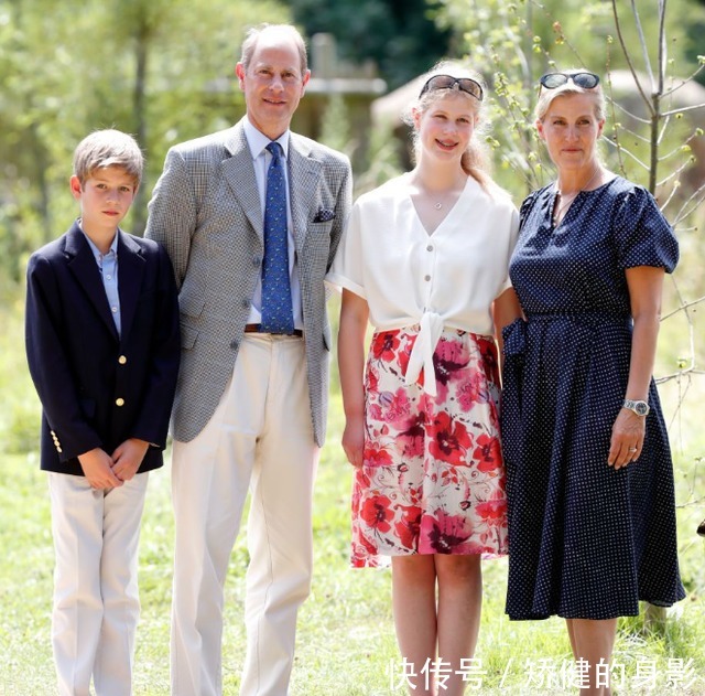 梅根 凯特小婶继续闪耀赛马会,一袭绿色印花裙穿出高级美,成时尚新秀!