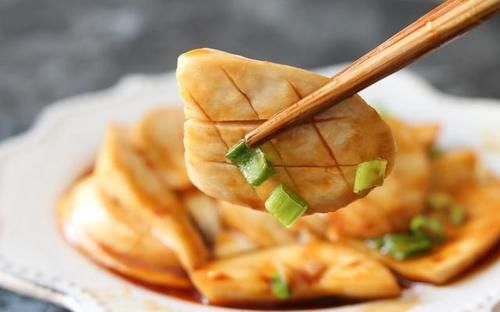 四月不吃肉也要吃這菜，補鈣促發育，孩子吃它健腦益智，頭腦聰明