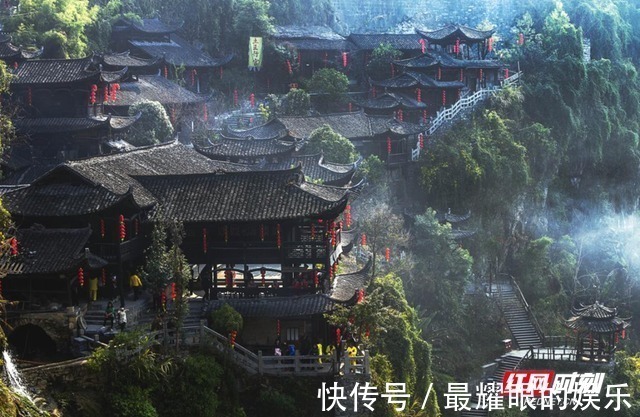 酉水|何处消烦暑?来芙蓉古镇吧,悬崖、瀑布、吊脚楼凉意袭人