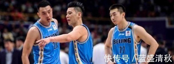 雅尼斯|严惩翟晓川,2.5秒撞飞朱旭航+二次挑衅,慢镜头一幕让人心都凉了!