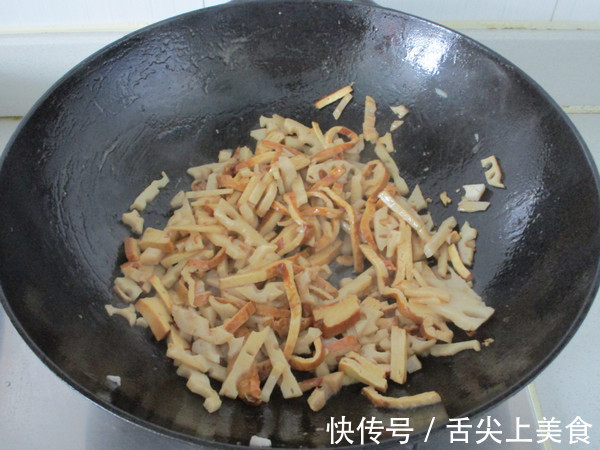 莲藕|胃不好的人要吃它，坚持每周吃2次，养胃最有效，还能修复胃粘膜