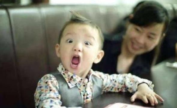 聪明|从小有这4个表现的孩子,多半是假聪明,家长别弄错早点醒悟