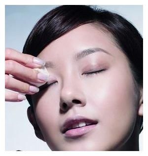 化妆|要想做一个精致的女人，就必须知道一些省事又易学的化妆步骤