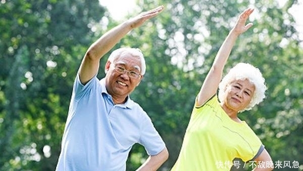 高血压者,不仅要减少盐分摄入,为了血管健康,3种素食也要少吃