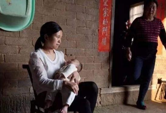 多指症|3个月大的男婴为何长出31根指头?得知原因后母亲崩溃痛哭