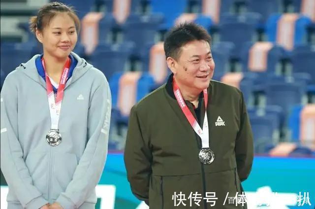 主教练|安家杰退出竞争,郎平加入选拔团队,女排主教练逐渐“清晰”