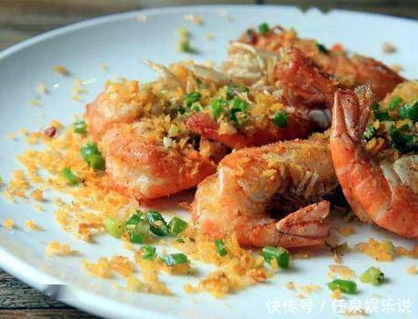  椒盐|做椒盐虾时，直接裹淀粉不对，多加1个步骤，虾香酥脆还不腥
