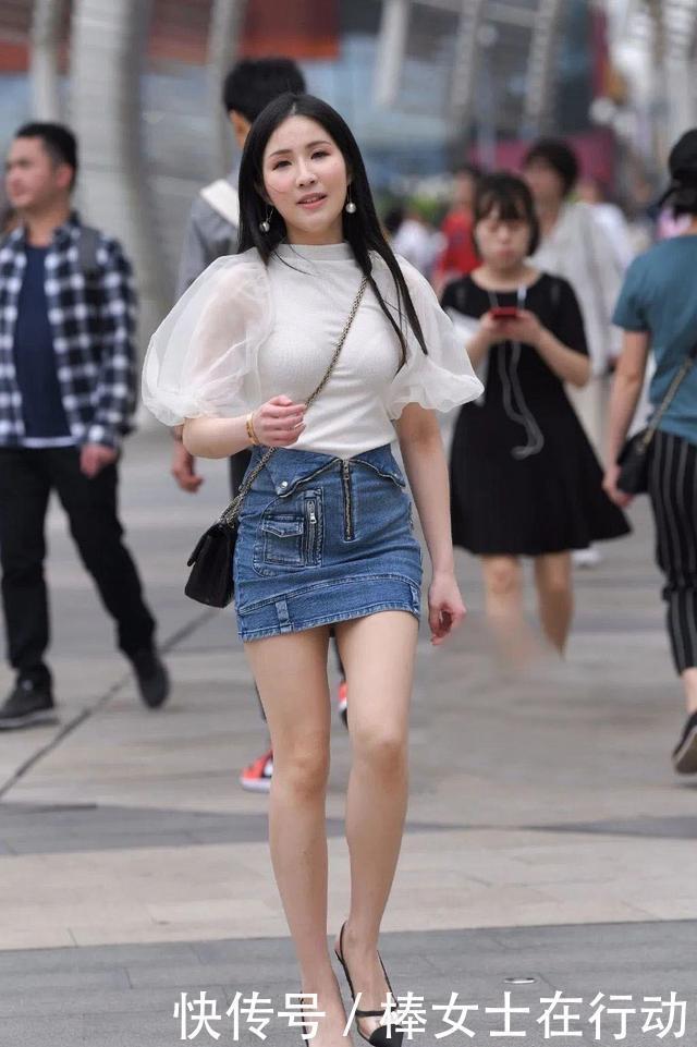 优雅|白色纱纱上衣搭配半身裙,气质优雅,简约又时尚