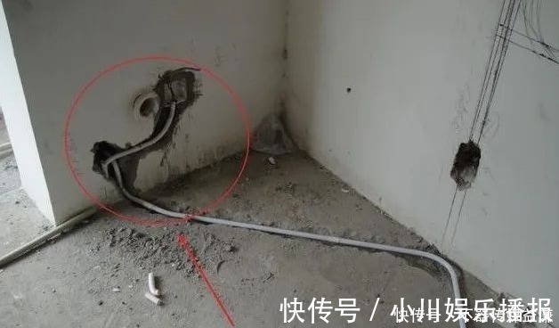 水电走线|头一回见这么丑的水电走线,简直乱搞,但师傅还说这样好,真假?
