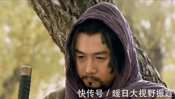 索超@同为梁山猛将,杨志与索超的武艺谁高谁低?曹正一语道破