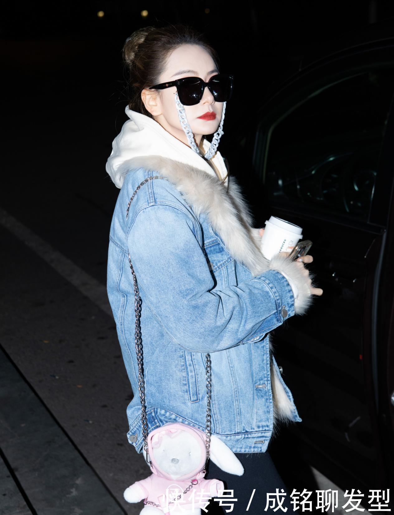 黑色|大龄女性穿衣更重性价比,学会基础款的搭配,时尚减龄更显气质