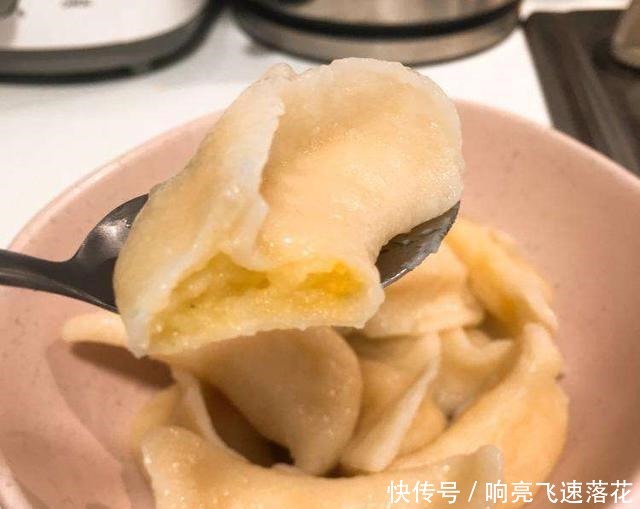 饺子改成俄罗斯绘画风格变异