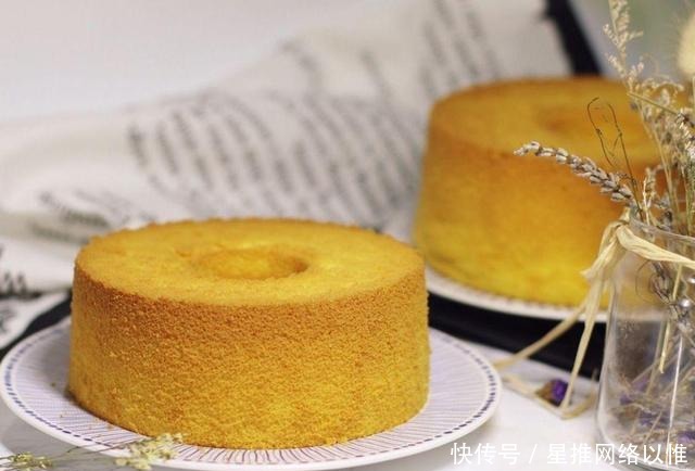 这个蛋糕少糖无油,营养健康容易做,你喜欢吗?