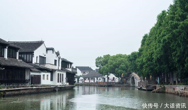 上海一个隐秘的古镇，河港纵横交错，浓浓的江南水乡风情