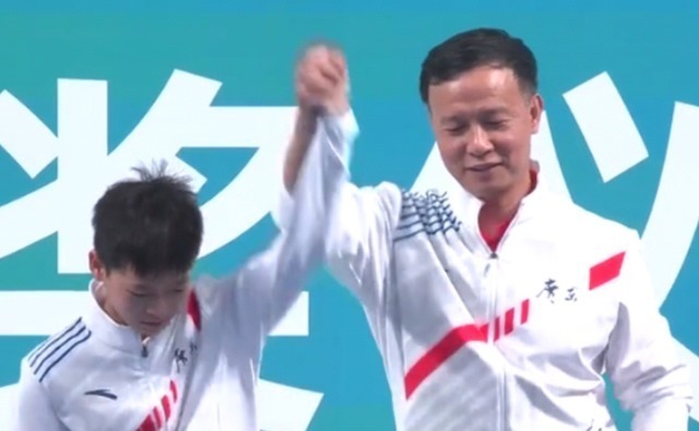 何教练|培养出全红婵谢思埸,何教练晋升为总教练,42年的付出终迎来回报