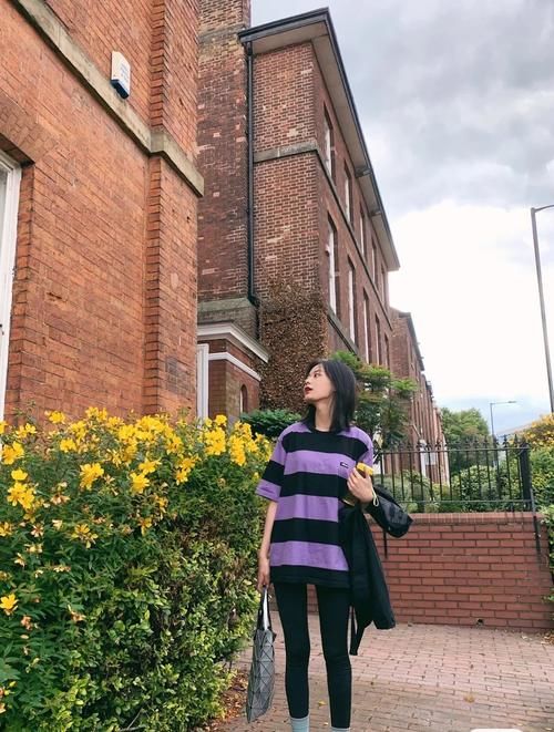 T恤简约不简单！不同款式呈现的风格不同，如何选择有技巧