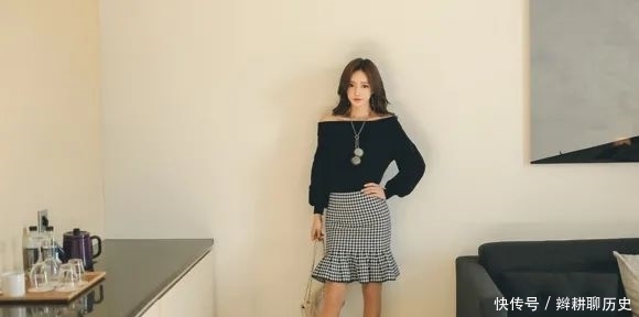 露肩|美图欣赏:孙允珠,黑玫瑰露肩翻领窈窕公主上衣