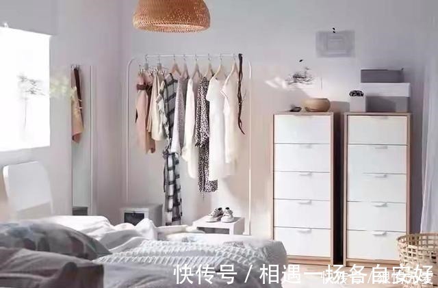 实用|卧室再小都不用担心,这样布置再也不会显得拥挤,比榻榻米还实用!