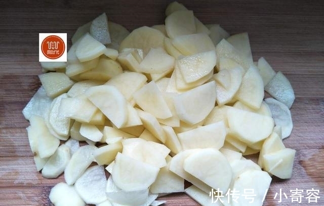 小面姨|圆溜溜土豆丸子这么做,好吃做法还很简单哦,赶快学起来吧!