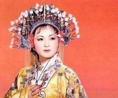 元妃&元春被弓弦绞死,凶手是谁王熙凤的一个梦给出了答案