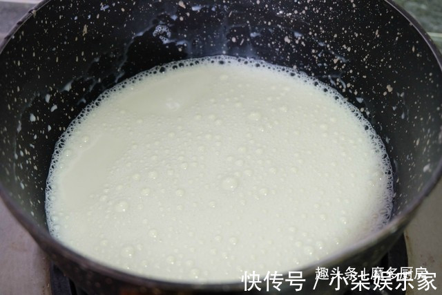 清凉营养的甜品自己做，香甜不腻、健康营养，没有添加剂更好吃！