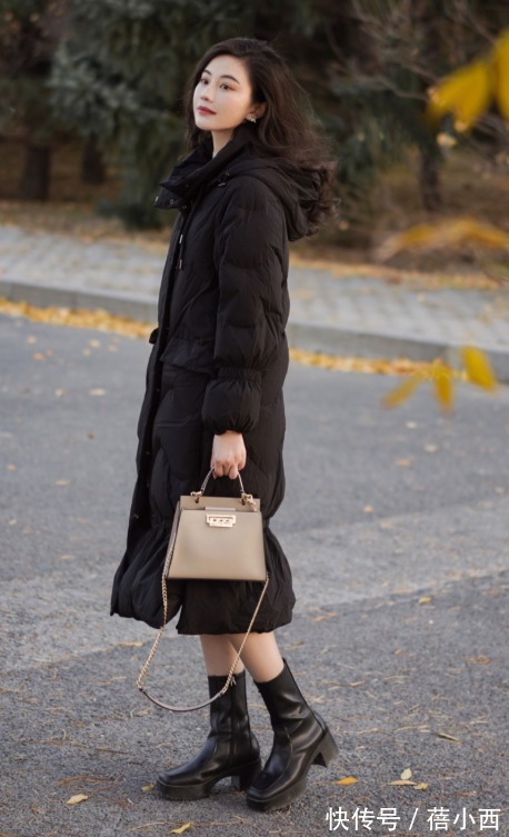 小姐姐 “羽绒服”不管长还是短,会搭才是关键,这些技巧你学会了吗?