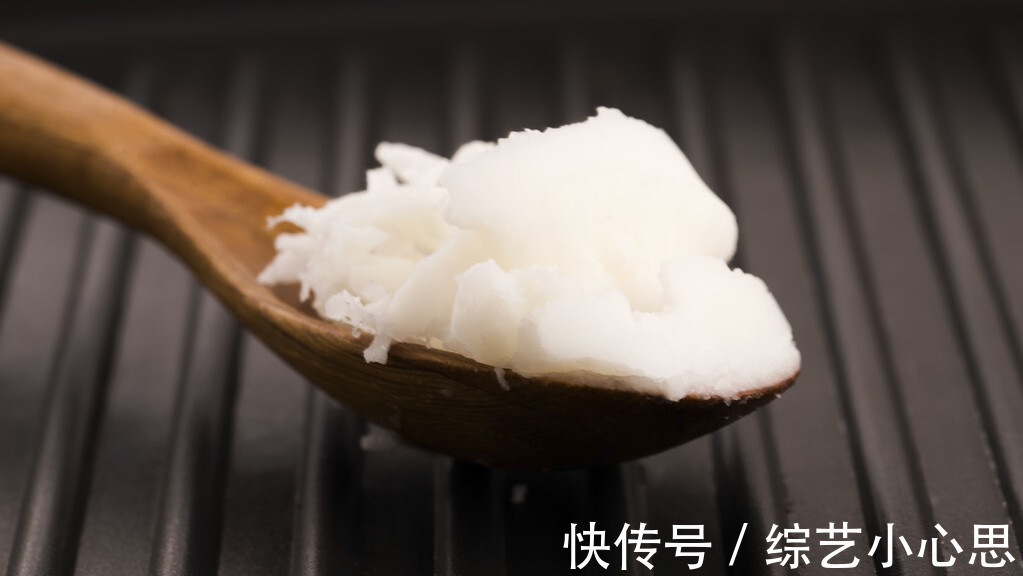 积食|3种调味品比糖和盐还伤脾胃,做菜时少放,以免孩子积食,长不高