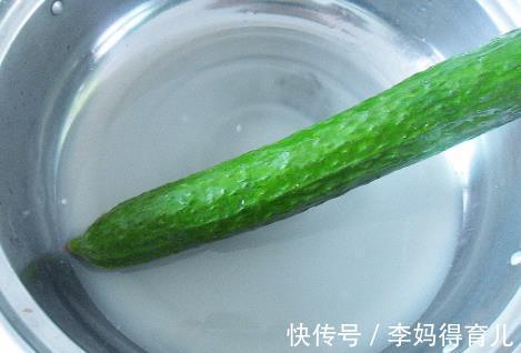 大厨|做凉拌黄瓜，最忌直接加盐！大厨教你正确做法，酸脆可口特入味！