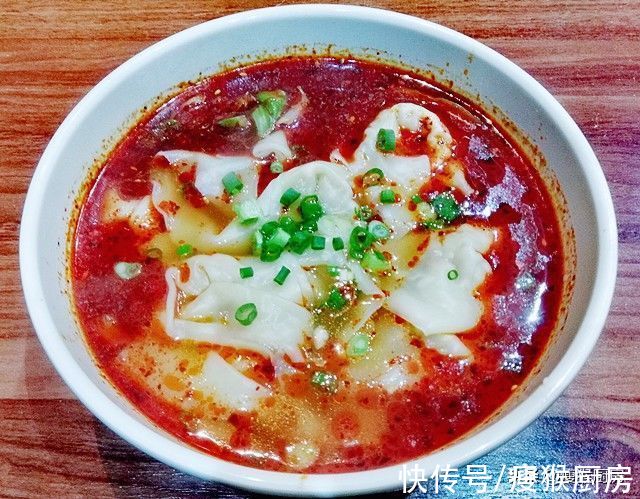 重庆人|重庆最出名的8种小吃，特色山城美味，麻辣鲜香，看得人直流口水