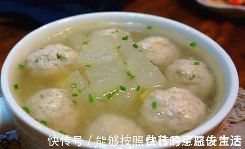 做肉丸不要再放淀粉了,换成它,做出来的肉丸鲜嫩弹牙,还不散