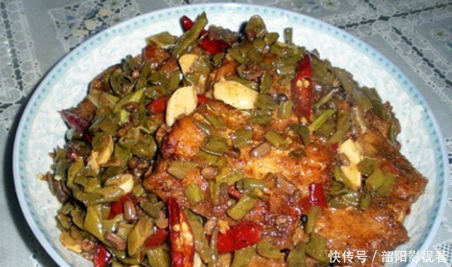 好吃|带鱼最好吃的做法,简单又不腥,吃一口满嘴香,比红烧带鱼还美味