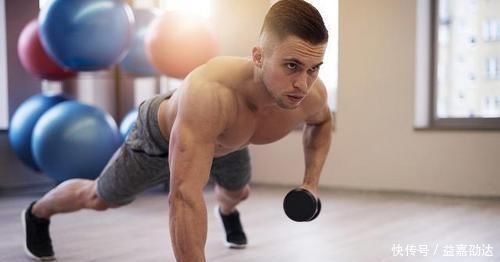 男性朋友|男人经常做俯卧撑，会有什么好处，一次做多少个合适，来了解下