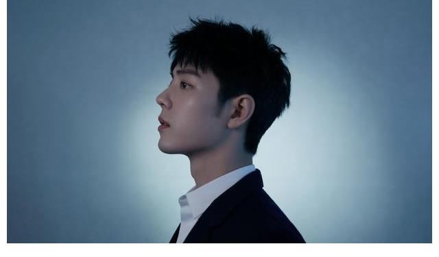 黄渤|肖战新综艺曝光，看清节目内容，或会勾起过往全程泪点相伴