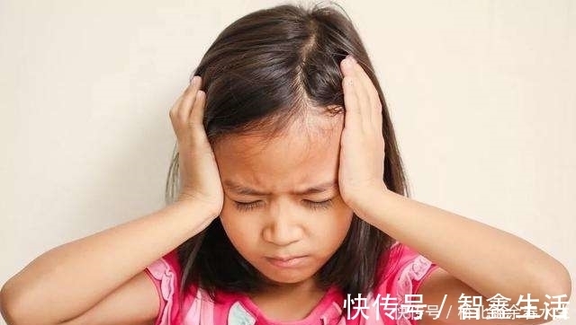 生理性|孩子出现这4种“古怪”行为,家长要多留心,娃心理可能出了问题!