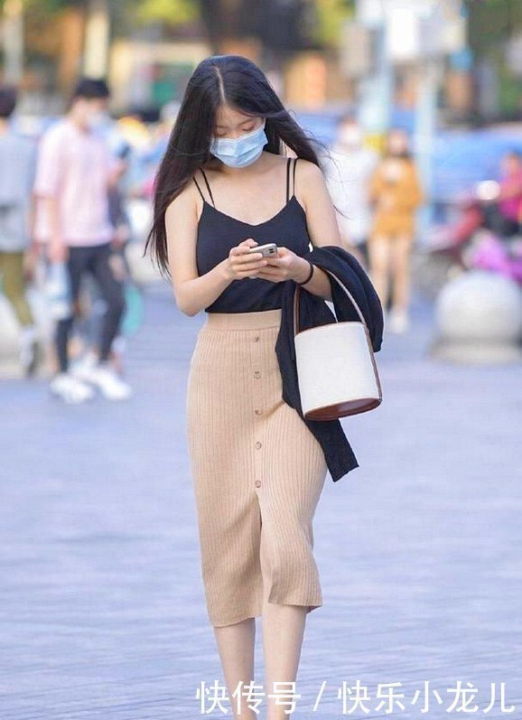 效果|修身又时髦的效果需要精心的设计,彰显女人魅力