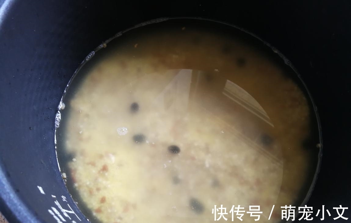 不用破壁机,不用上蒸锅,教您做最简单的杂粮糕,营养好还管饱
