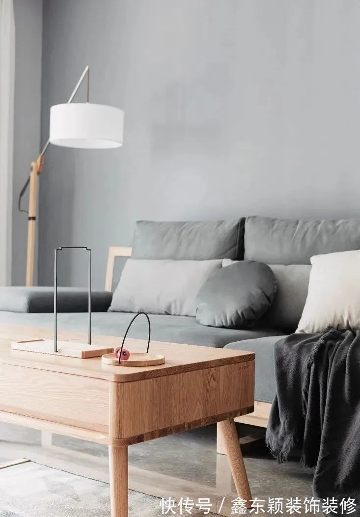 客餐厅|110平三居室,花11万精装房改造,卡座+餐边柜设计,温馨实用!