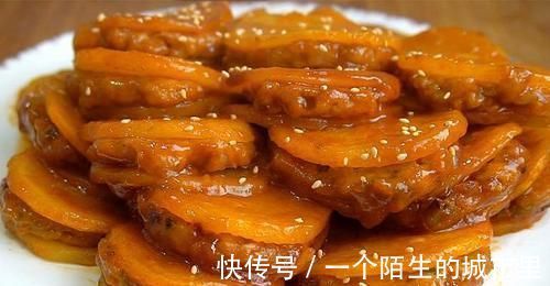 好吃|4个土豆1斤肉,教你最好吃的做法,酸甜开胃香而不腻,太好吃了
