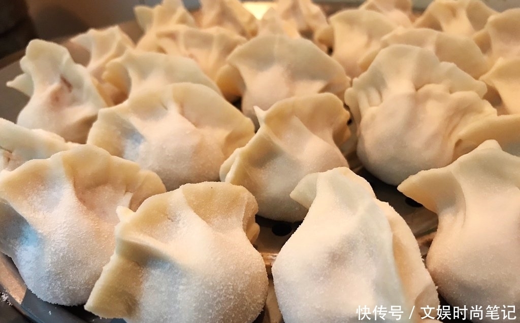 饺子醋汁怎么调才好吃?教你5款秘制调法,鲜香美味,越吃越过瘾
