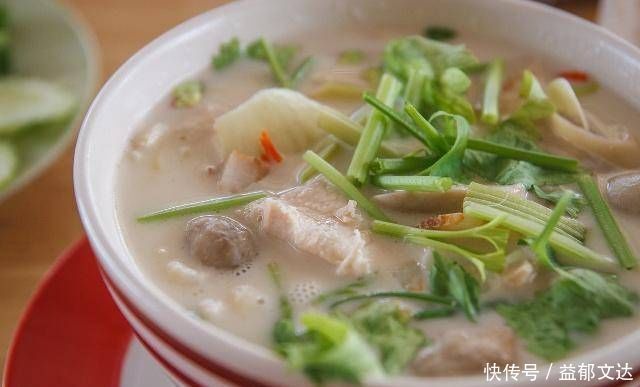 母鸡汤|三个孩子的妈妈孩子两岁前,不要碰两种汤,否则会伤脾胃