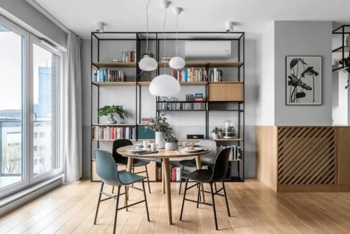 餐厅桌子选方的好，还是圆的好？