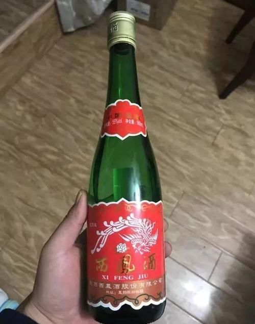 去超市买酒时：这5款低价白酒别错过，都是纯粮食酒，好喝性价高