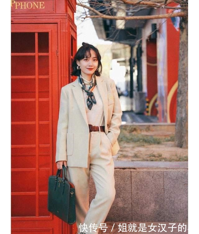 穿搭 果然,西服外套还是配“牛仔裤”才洋气,显高显瘦,关键还耐看!